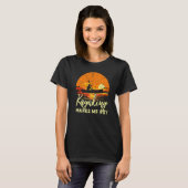 Boating Lake Retro Sunset Kayaking Makes Me Wet Tシャツ (正面フル)