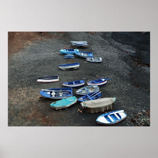 Boats On Black Sand Beach On Lanzarote ポスター (正面)