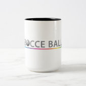 Bocce球のコーヒー・マグ(虹のアクセントと) ツートーンマグカップ (中央)
