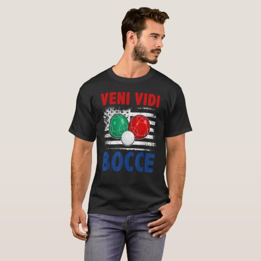 Bocce Ball Player USA Flag Patriotic 4 Tシャツ (正面フル)