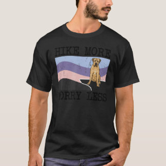 Boerboelハイキングより心配が少ないグラフィックハイキング Tシャツ