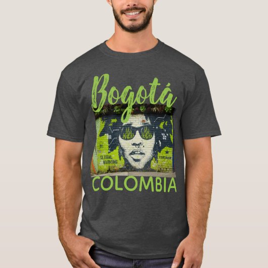 Bogotáコロンビアの通りのgraffitti、人 Tシャツ (正面)