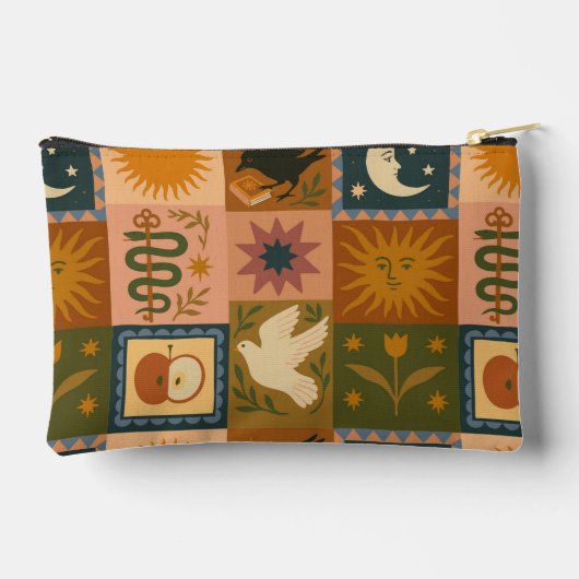Bohemian Celestial Patchwork with Mystical Symbols アクセサリーポーチ (裏面)