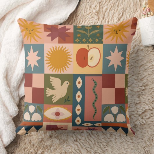 Bohemian Celestial Patchwork with Mystical Symbols クッション (ブランケット)