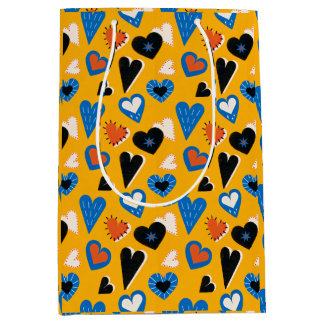 Bohemian Mustard Yellow and Blue Whimsical Hearts ミディアムペーパーバッグ