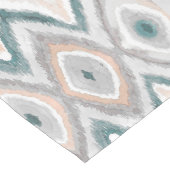 Bohoの水彩画のシェブロンのダイヤモンドのティール(緑がかった色)のモモの灰色 ロングテーブルランナー (コーナー)