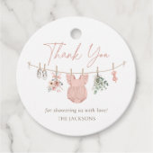 Bohoガール赤ちゃん服ベビーシャワー フェイバータグ (正面)