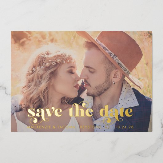 Bohoゴールドフォイルタイポグラフィ写真Save the Date 箔招待状 (正面)