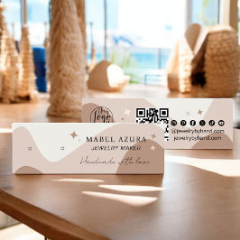 BohoシックなアーストーンジュエリーメーカーQrロゴイヤリング