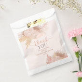 Bohoソフトピンクフローラ花赤ちゃんシャワー フェイバーバッグ (封をした状態)