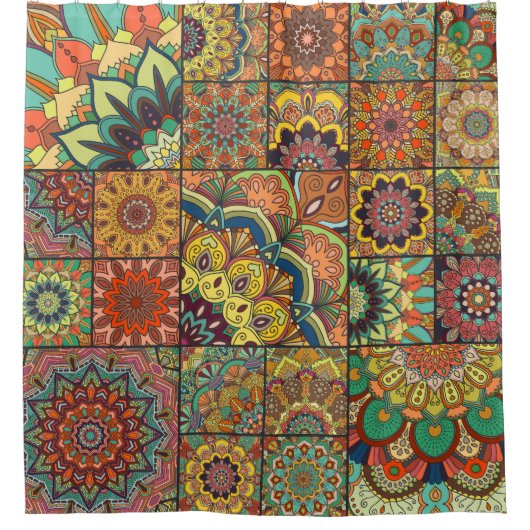 Bohoタイル：カラフルパッチワークのシームレスなパターン シャワーカーテン (正面)