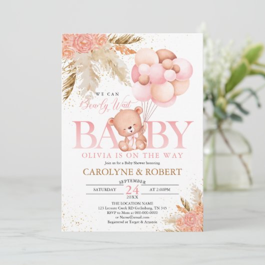 Bohoテディベアガールピンク真珠の待ち赤ちゃんシャワー 招待状 (スタンド正面)