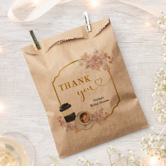 Bohoフローラ愛がコーヒーを醸造している フェイバーバッグ (クリップ留めされた状態)