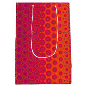 Boho幾何学的ギフトラッピング紙。 ミディアムペーパーバッグ (裏面)