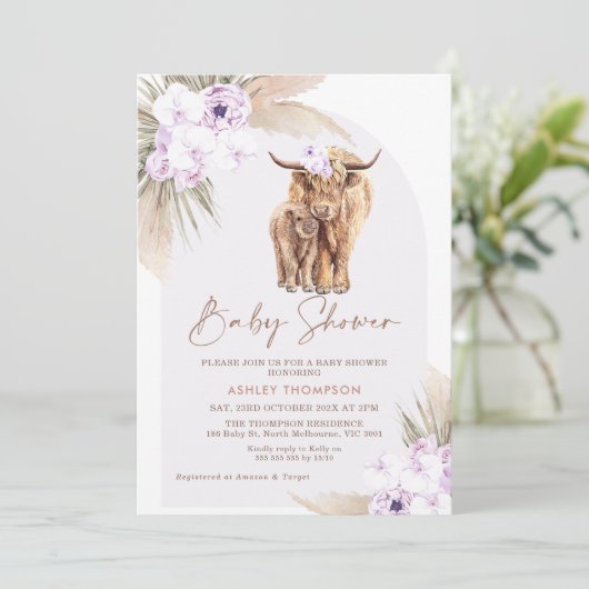 Boho薄紫フローラアーチハイランドカウベイビーシャワー 招待状 (スタンド正面)