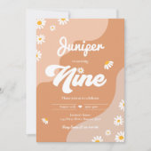 Boho 9誕生日デイジーフローラGroovy 70のパーティー 招待状 (正面)