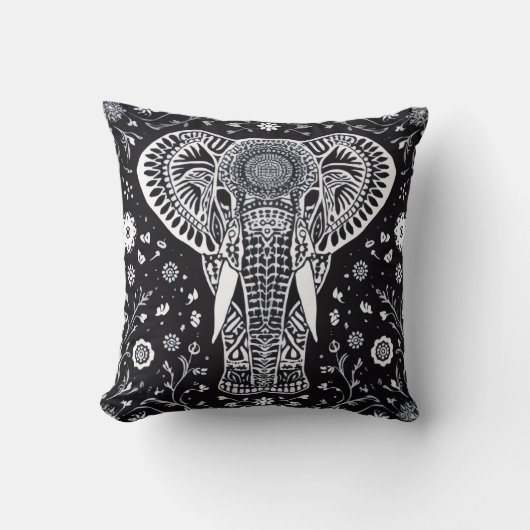 Boho Black & White Batik Elephant クッション (正面)