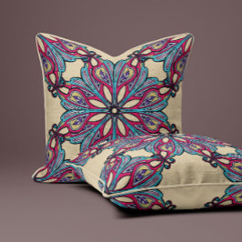 Boho Bloom in Soft Cream クッション