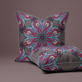 Boho Bloom in Warm Greige クッション