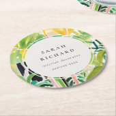 Boho Chic Green Tropical Leafy Foliage Botanical ラウンドペーパーコースター (アングル)