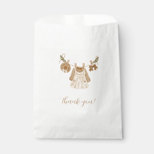 Boho Clothesline女の子ベビーシャワー フェイバーバッグ (正面)