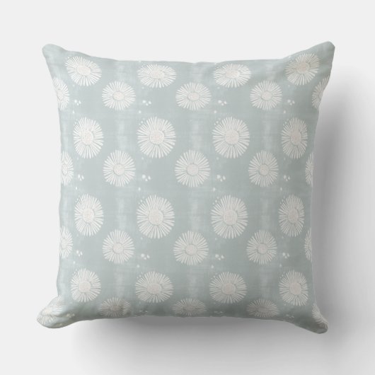 Boho Coastal Granddaughter Throw Pillow クッション (正面)