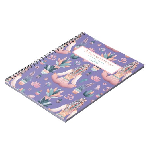 Boho Design- Frau mit Dreadlocks- Meditation- OM ノートブック (左側)