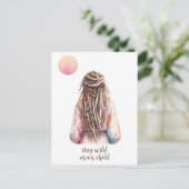 Boho Design- Frau mit Dreadlocks- Mond ポストカード (スタンド正面)