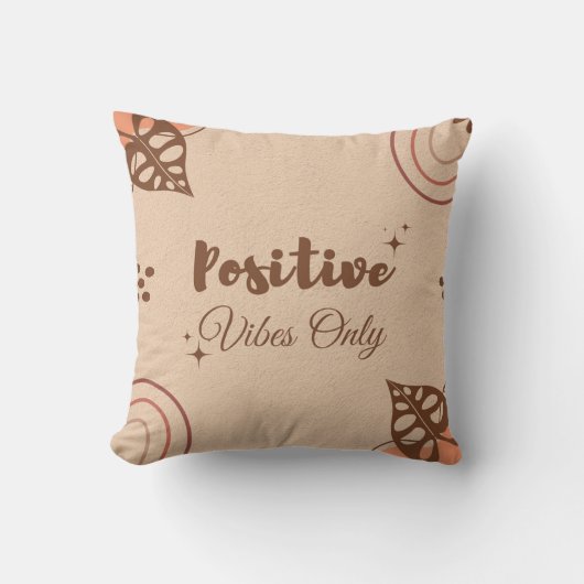 Boho Earth Tones Throw Pillows クッション (正面)