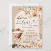 Boho Espresso Martini Tiniビットオールド誕生日 招待状 (正面)