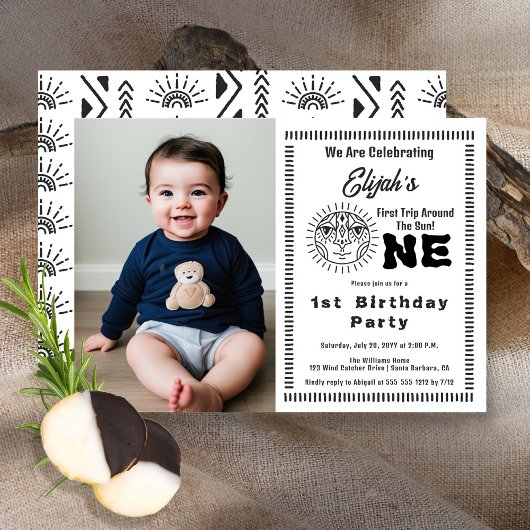 Boho First Trip のまわりに the Sun 1st Birthdayパーティー 招待状
