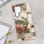Boho Floral Earth Tones  Samsung Galaxy S22 Ultraケース<br><div class="desc">Embrace the allure of boho chic with this stunning phone case, featuring a floral pattern in earthy tones that draws its inspiration from the wonders of the natural world. Designed to complement your Samsung Galaxy device, this case is a true work of art, bringing the serenity of the outdoors right...</div>