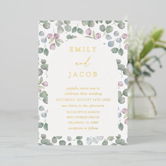 Boho Gold Foil and Eucalyptus Wedding 箔招待状 (立ち正面)