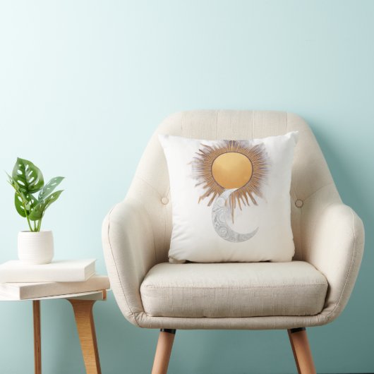 Boho Gold Sun Moon Celestial Throw Pillow クッション (椅子)