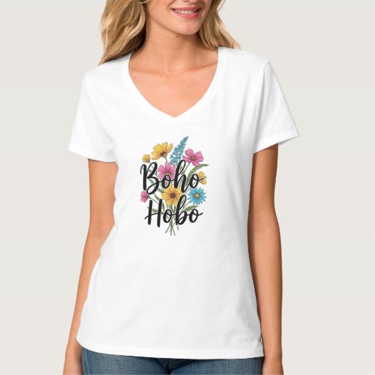 Boho Hobo flower bouquet design Tシャツ (正面)