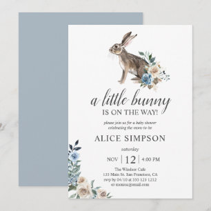 Boho Little Bunny Dust Blue Flowers赤ちゃんシャワー 招待状