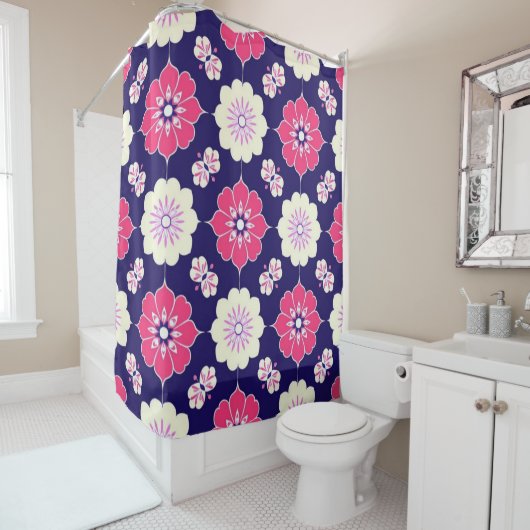 Boho Magenta Shower Curtain シャワーカーテン (インサイチュ)