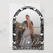 Boho Pattern結婚のアーチコーラルリハーサルディナー 招待状 (裏面)