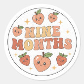 Boho Peach Strawberry Baby Nine Months Milestone ラウンドシール (正面)
