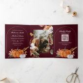 Boho Pumpkin写真素朴QRコードブルゴーニュ結婚ズ 三つ折り招待状 (内部)