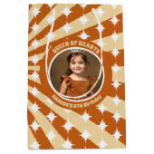 Boho Queen Ofハート誕生日パーティー写真 ミディアムペーパーバッグ (正面)