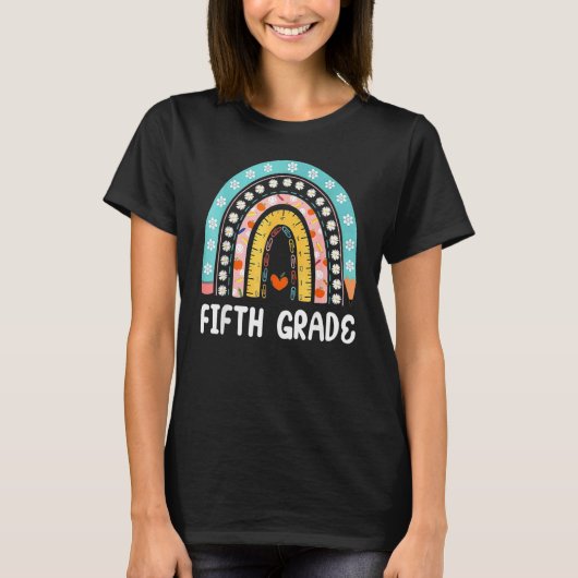 Boho Rainbow Fifth Grade Student Teacher Back To S Tシャツ (正面)