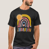 Boho Rainbow Librarian Squad Of School Tシャツ (正面)