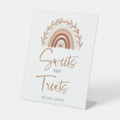 Boho Rainbow Sweets and Treets Baby Shower Sign 台座サイン (正面)