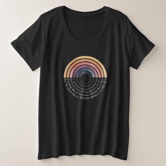 Boho Rainbow Wisdom: Happiness & Rain Quote Art プラスサイズTシャツ (デザイン正面)