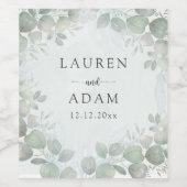 Boho Sage Green Eucalyptus Monogram Wedding ワインラベル (シングルラベル)