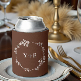 Boho Simple Brown Monogrammed Wedding 缶クーラー