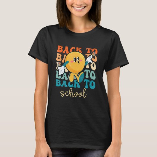 Boho Style Groovy Smile Back to School Tシャツ (正面)