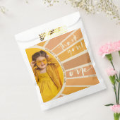 Boho Summer 1st Trip Sunのまわりに誕生日写真 フェイバーバッグ (封をした状態)