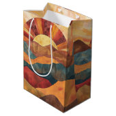 Boho Sunset Over Mountains -Retro Earthy Landscape ミディアムペーパーバッグ (裏面アングル)